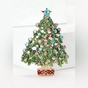 Festive Christmas Tree Brooch with Colorful Crystals